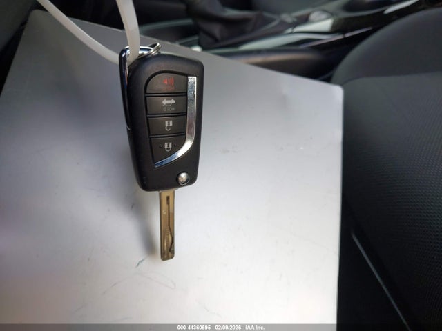 JTDS4MCE3MJ061578 Toyota COROLLA SE