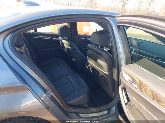 WBAJE7C55KWW35427 BMW 540i Xdrive