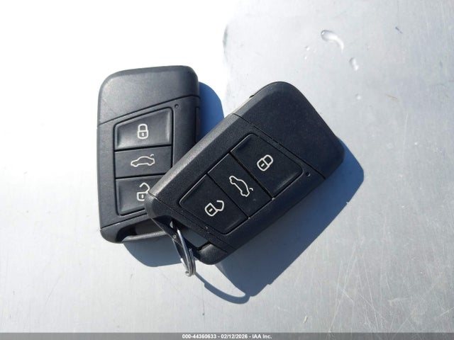 3VVDX7B21PM352579 Volkswagen Taos 1.5t S