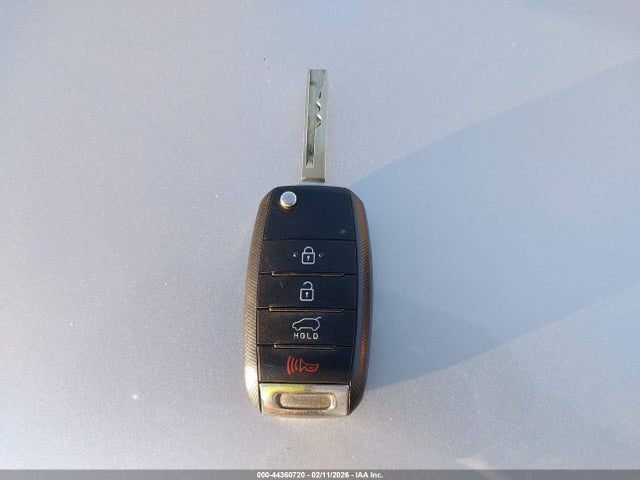 5XYPGDA5XHG334022 KIA Sorento 3.3l Lx