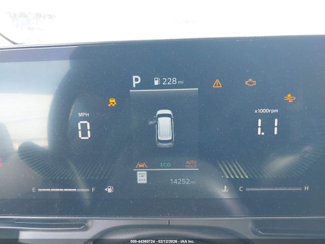 2025 Kia Carnival Mpv Lxs მანქანა იყიდება აუქციონზე, vin: KNDNB5K3XS6456981, აუქციონის ნომერი: 44360724