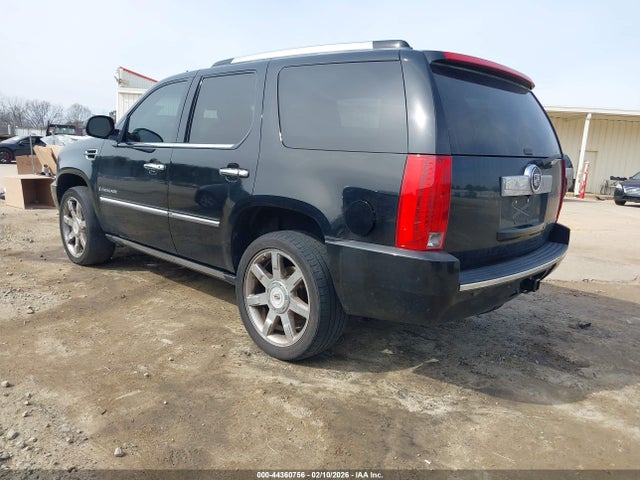 2008 CADILLAC ESCALADE 1GYFK63858R116658 Photo 2