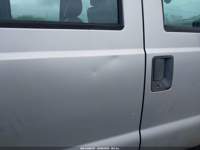 Ford F-450 Chassis Xl 2015 1FD9W4GT9FEA14824 Image 18