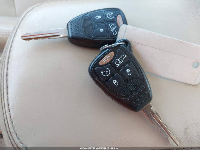 2010 Chrysler Sebring Limited მანქანა იყიდება აუქციონზე, vin: 1C3CC5FV4AN158645, აუქციონის ნომერი: 44360768