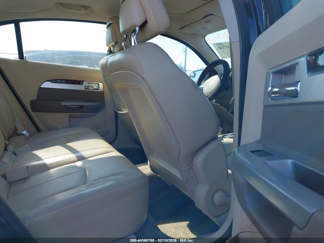 2010 Chrysler Sebring Limited მანქანა იყიდება აუქციონზე, vin: 1C3CC5FV4AN158645, აუქციონის ნომერი: 44360768