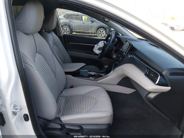 4T1G11BK8PU098340 Toyota Camry Se Awd