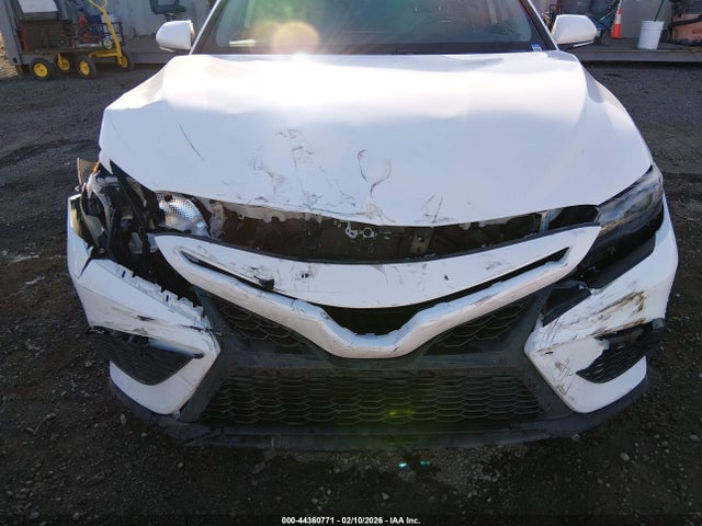 4T1G11BK8PU098340 Toyota Camry Se Awd