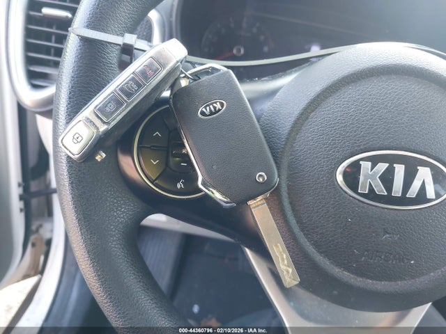 2020 KIA SOUL KNDJ23AU6L7002252 Photo 10