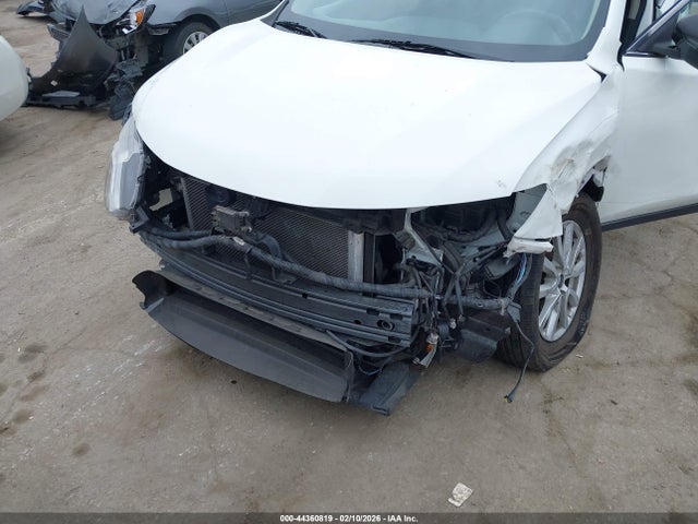 Продаж на аукціоні авто 2018 Nissan Rogue Sv, vin: KNMAT2MT6JP570928, номер лоту: 44360819