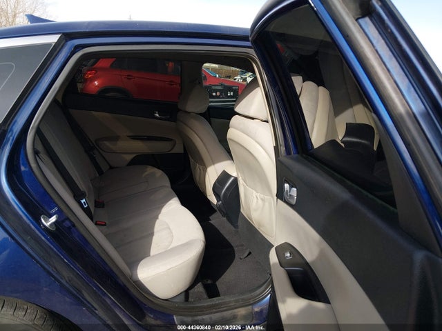 5XXGT4L33GG066263 KIA Optima Lx