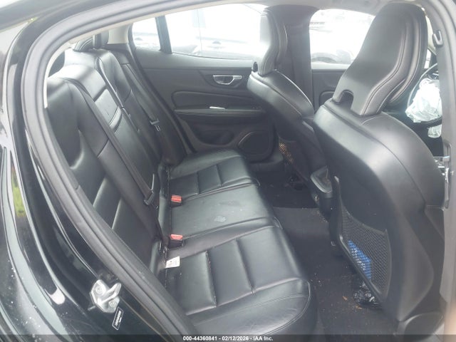 2019 VOLVO S60 7JR102FK0KG013688 Photo 7