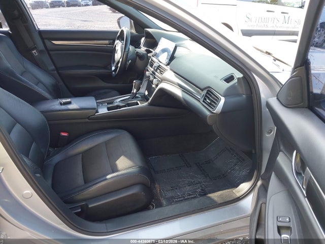 1HGCV1F34JA006094 Honda Accord Sport
