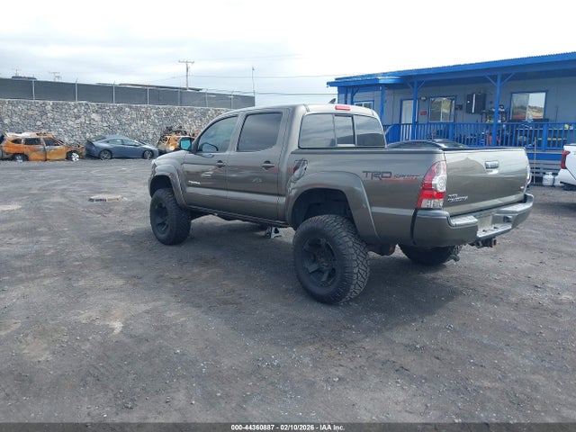 Toyota Tacoma Base V6/trd Pro 2015 5TFLU4EN7FX135649 Image 3