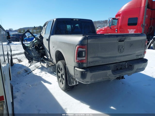 Продаж на аукціоні авто 2024 Ram 2500 Laramie  4x4 6'4 Box, vin: 3C6UR5FJ8RG172054, номер лоту: 44360897