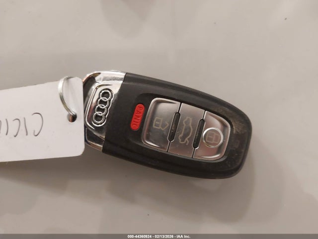 2014 Audi A4 2.0t Premium მანქანა იყიდება აუქციონზე, vin: WAUFFAFL6EN044401, აუქციონის ნომერი: 44360924