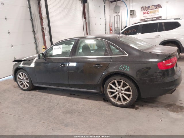 2014 Audi A4 2.0t Premium მანქანა იყიდება აუქციონზე, vin: WAUFFAFL6EN044401, აუქციონის ნომერი: 44360924