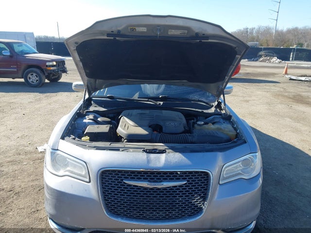 Продажа на аукционе авто 2016 Chrysler 300c, vin: 2C3CCAEG3GH343170, номер лота: 44360945