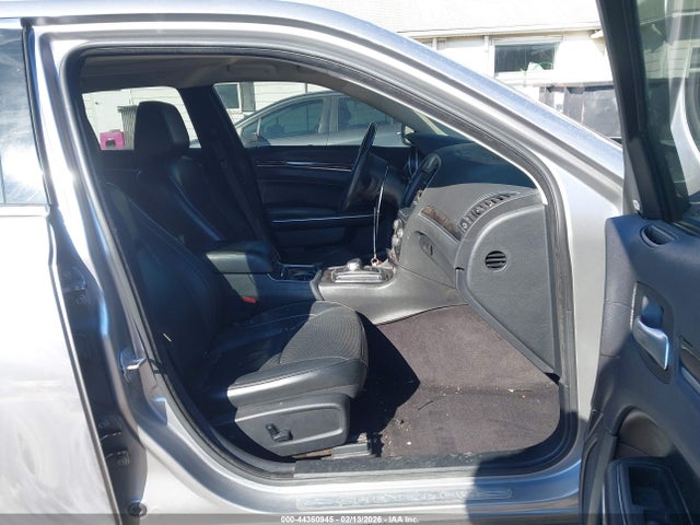 Продажа на аукционе авто 2016 Chrysler 300c, vin: 2C3CCAEG3GH343170, номер лота: 44360945