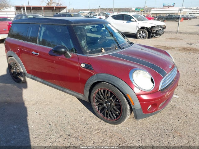 2009 MINI COOPER CLUBMAN WMWML33539TN69208 Photo 0