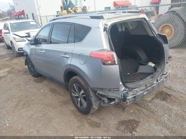 Toyota Rav4 Xle 2017 2T3WFREV4HW379805 Image 3
