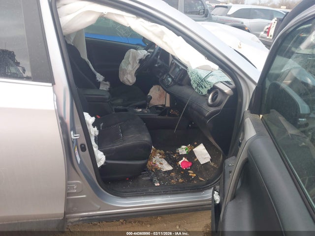 Toyota Rav4 Xle 2017 2T3WFREV4HW379805 Image 5