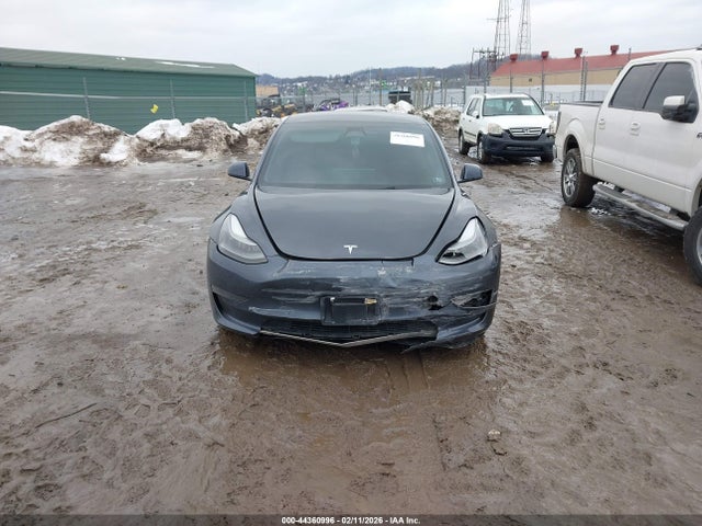 Tesla Model 3 Rear-wheel Drive 2022 5YJ3E1EA5NF289472 Image 12
