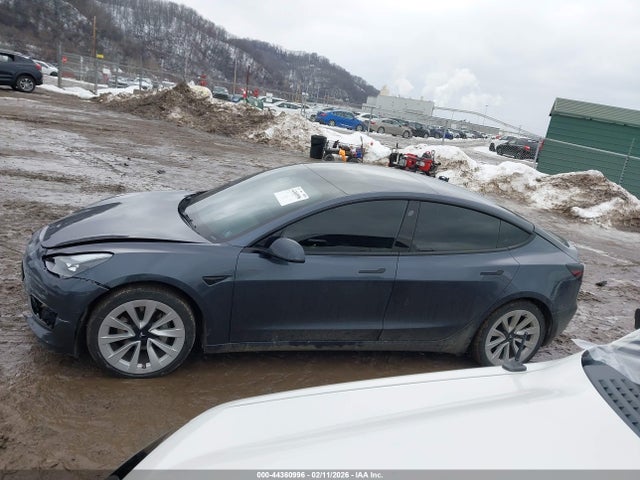 Tesla Model 3 Rear-wheel Drive 2022 5YJ3E1EA5NF289472 Image 14