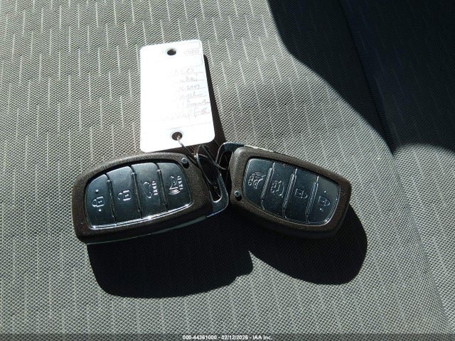 KM8J3CAL1LU270563 Hyundai Tucson Sport