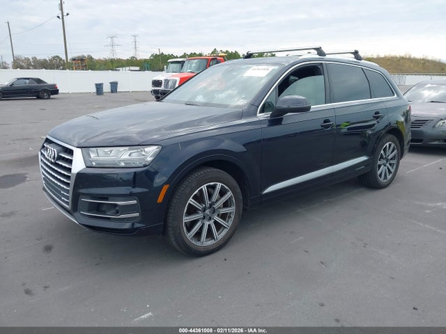 2017 AUDI Q7 WA1LAAF77HD053166 Photo 1