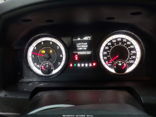 2016 RAM 1500 1C6RR7FG8GS399983 Photo 6