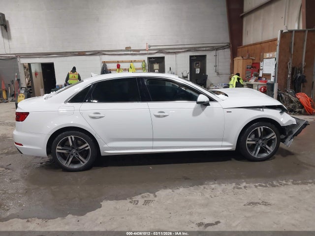 Aukcja sprzedaży 2017 Audi A4 2.0t Premium, vin: WAUENAF41HN027744, numer aukcji: 44361012