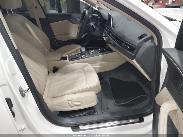 Aukcja sprzedaży 2017 Audi A4 2.0t Premium, vin: WAUENAF41HN027744, numer aukcji: 44361012