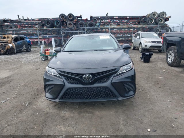 4T1G11AK9LU938945 Toyota CAMRY SE