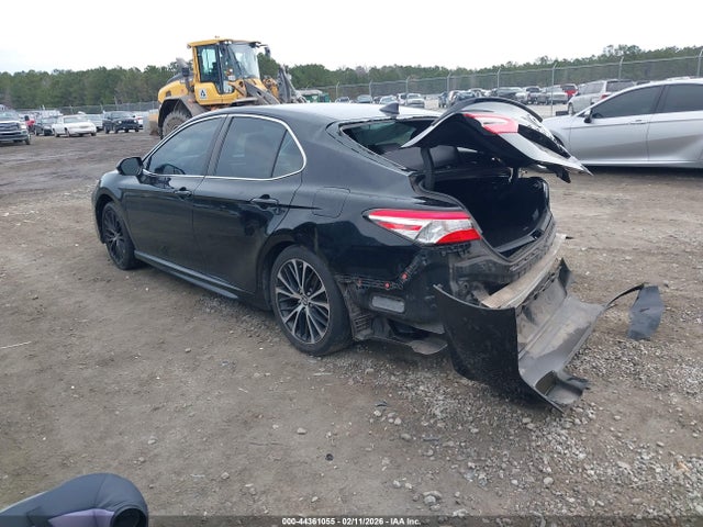 4T1G11AK9LU938945 Toyota CAMRY SE