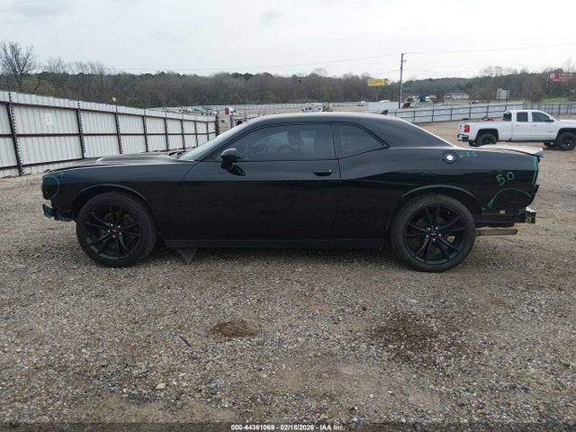 2C3CDZAG1HH501802 Dodge Challenger Sxt Plus