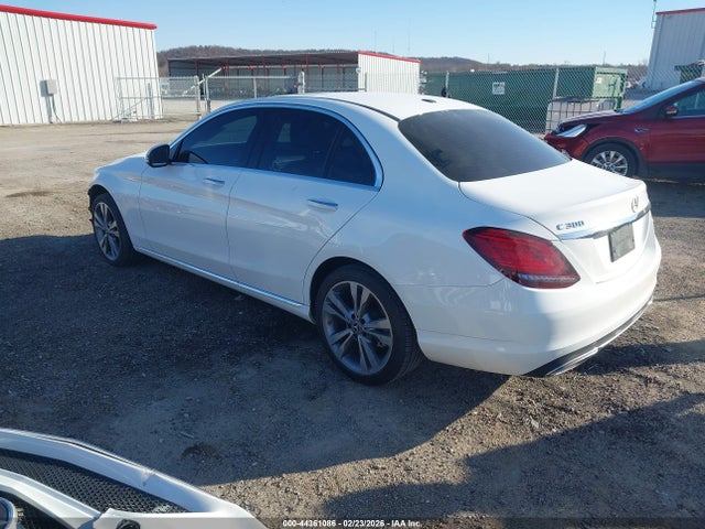 2019 Mercedes-benz C 300 4matic მანქანა იყიდება აუქციონზე, vin: 55SWF8EB8KU317819, აუქციონის ნომერი: 44361086