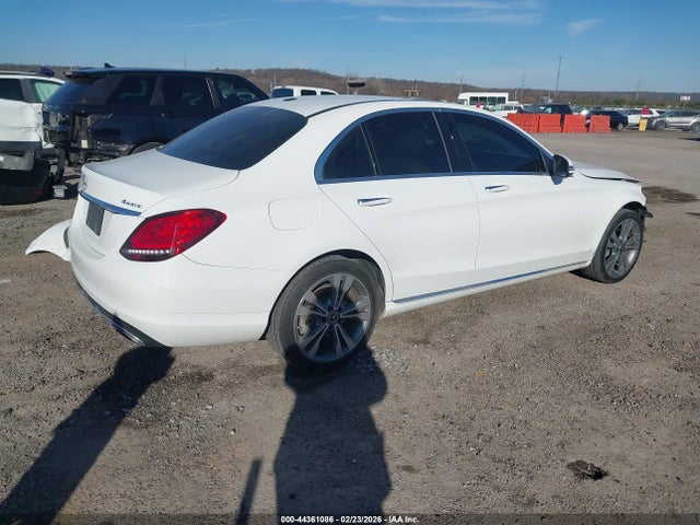 2019 Mercedes-benz C 300 4matic მანქანა იყიდება აუქციონზე, vin: 55SWF8EB8KU317819, აუქციონის ნომერი: 44361086