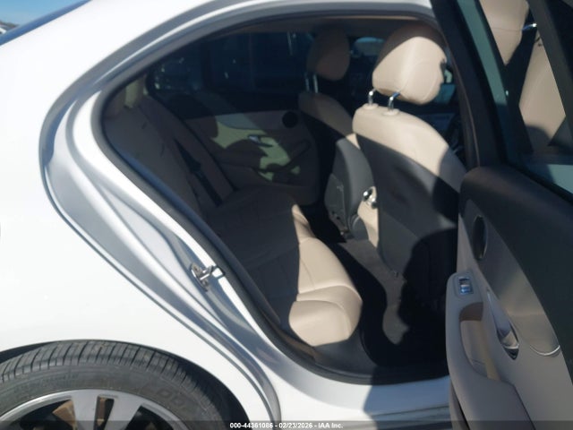 2019 Mercedes-benz C 300 4matic მანქანა იყიდება აუქციონზე, vin: 55SWF8EB8KU317819, აუქციონის ნომერი: 44361086