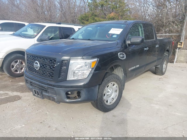 2019 NISSAN TITAN XD 1N6AA1F38KN514917 Photo 1