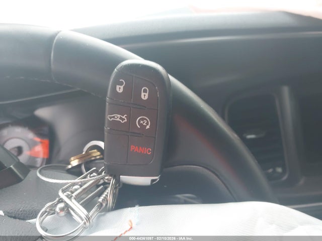 2C3CDXBG6JH202962 Dodge Charger Sxt Rwd