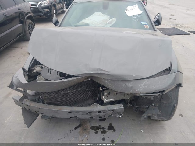 2C3CDXBG6JH202962 Dodge Charger Sxt Rwd