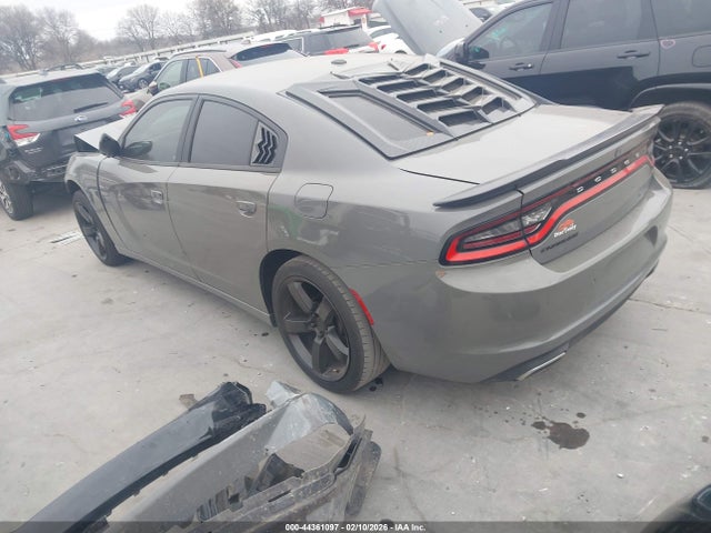 2C3CDXBG6JH202962 Dodge Charger Sxt Rwd