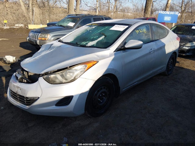 Продаж на аукціоні авто 2013 Hyundai Elantra Gls/limited, vin: KMHDH4AE7DU607860, номер лоту: 44361098
