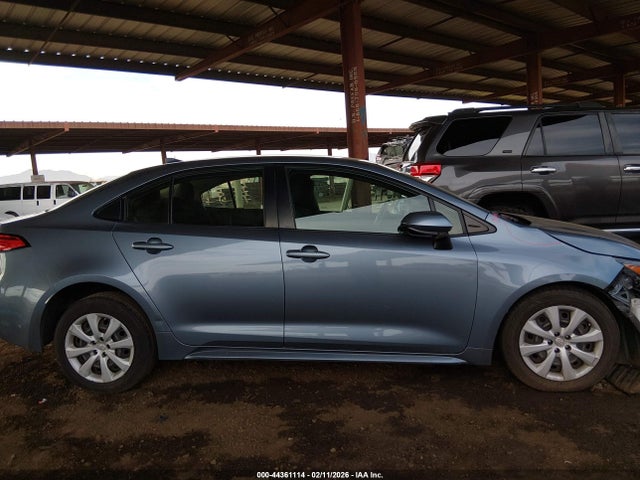 JTDEPMAE3N3017660 Toyota COROLLA LE