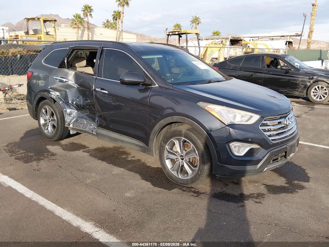Hyundai Santa Fe Se 2016 KM8SM4HF2GU142961 main image