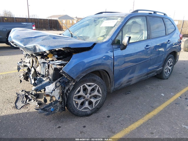 2020 Subaru Forester Premium მანქანა იყიდება აუქციონზე, vin: JF2SKAJC6LH529283, აუქციონის ნომერი: 44361181