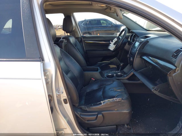 44361192 :رقم المزاد ، 5XYKU4A20BG012389 vin ، 2011 Kia Sorento Ex V6 مزاد بيع