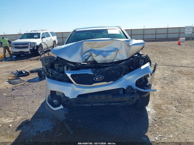 44361192 :رقم المزاد ، 5XYKU4A20BG012389 vin ، 2011 Kia Sorento Ex V6 مزاد بيع