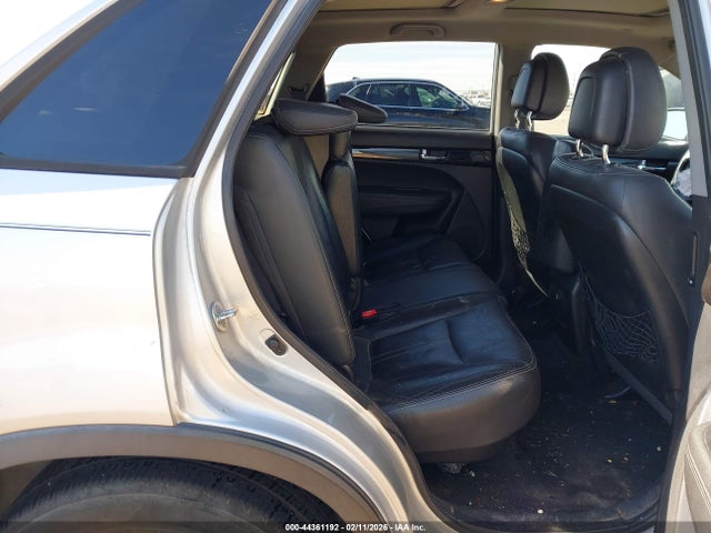 44361192 :رقم المزاد ، 5XYKU4A20BG012389 vin ، 2011 Kia Sorento Ex V6 مزاد بيع