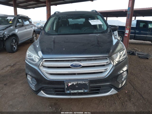 1FMCU9HD7JUA59775 Ford ESCAPE SEL